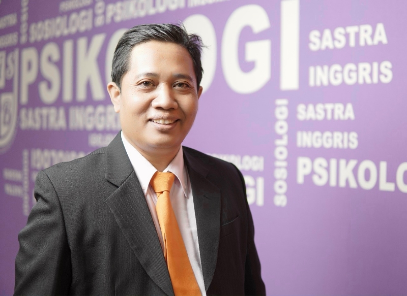 Surokim Abdusalam, Dean of the Faculty of Social and Cultural Sciences at Universitas Trunojoyo Madura